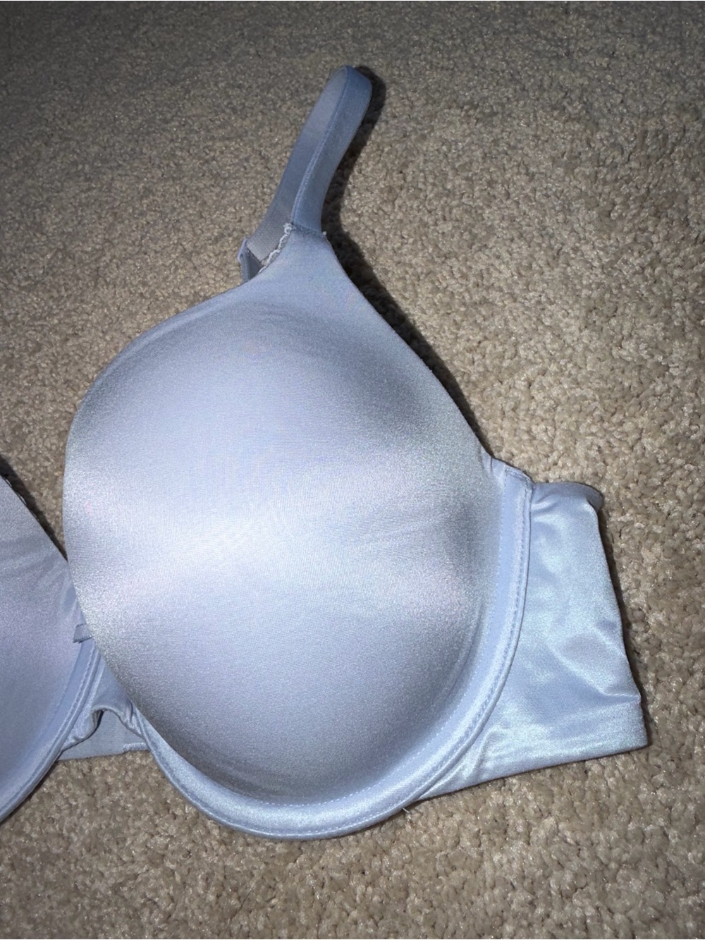 Victoria Secret Bra - Picture 2 of 5